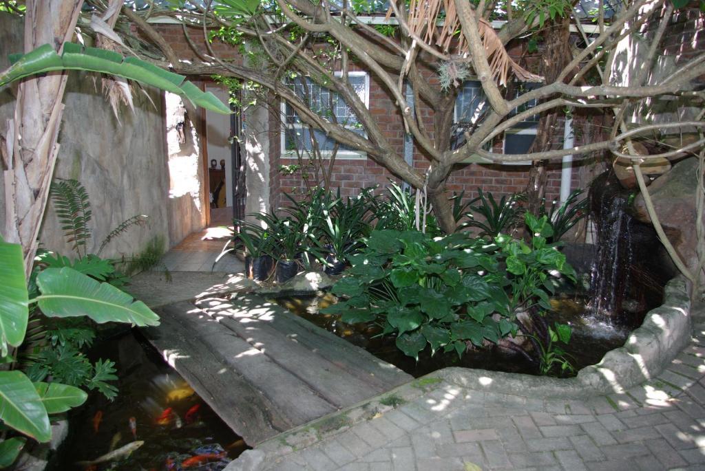 Columbus Guest House Mbombela Exterior photo